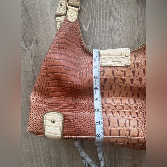 Lucidity faux crocodile purse - Picture 3 of 6